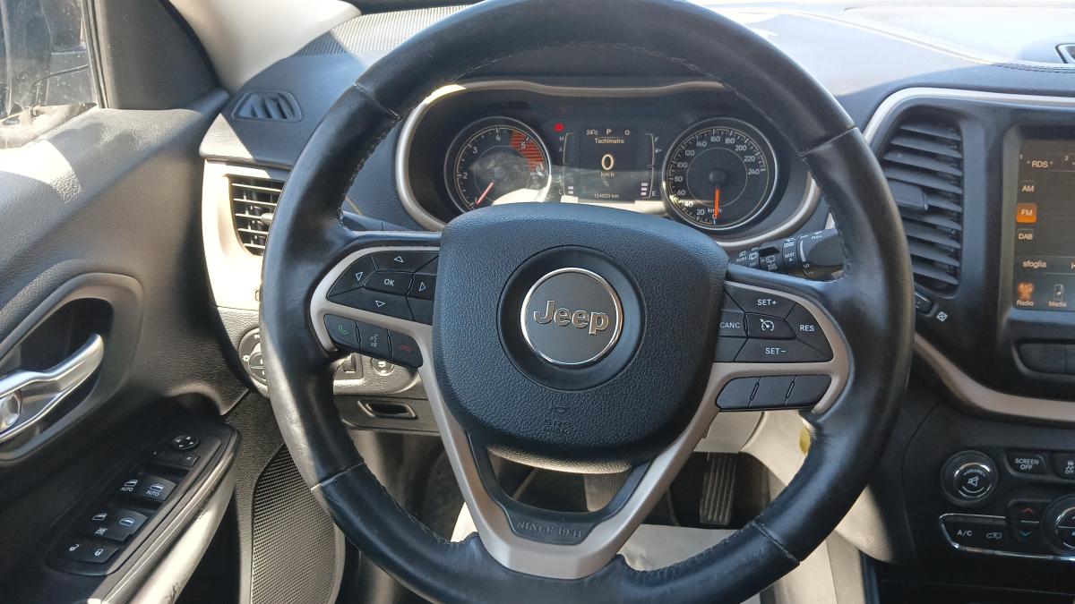 Jeep Cherokee 2.2 Mjet 185CV 4WD AUTO Longitude